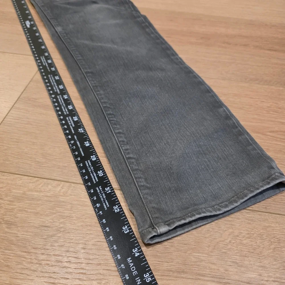 Rogan Puck Jeans Mens Size 36x34 Grey Straight Leg Classic Fit Made in USA Denim